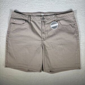 Lee Rider Shorts Womens Size 2OM Plus Tan Mid Rise Very Stretchy Wear 2 Ways NWT